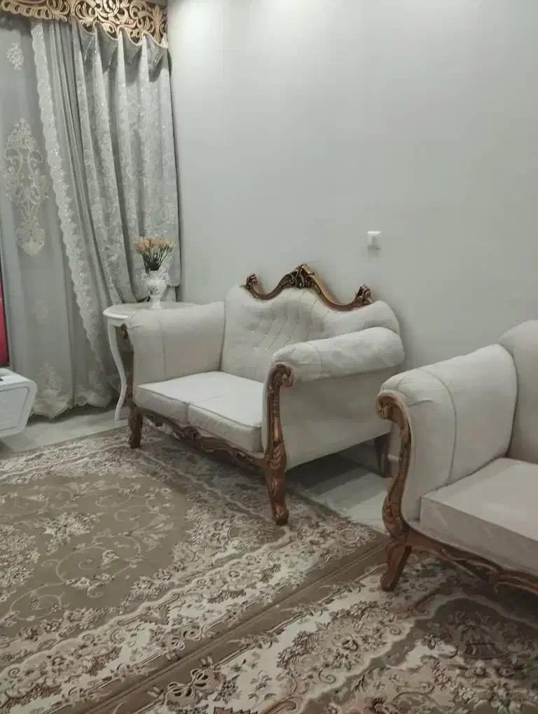 مبل 7 نفره|مبلمان خانگی و میز عسلی|کرج, شهرک امام رضا (ع)|دیوار