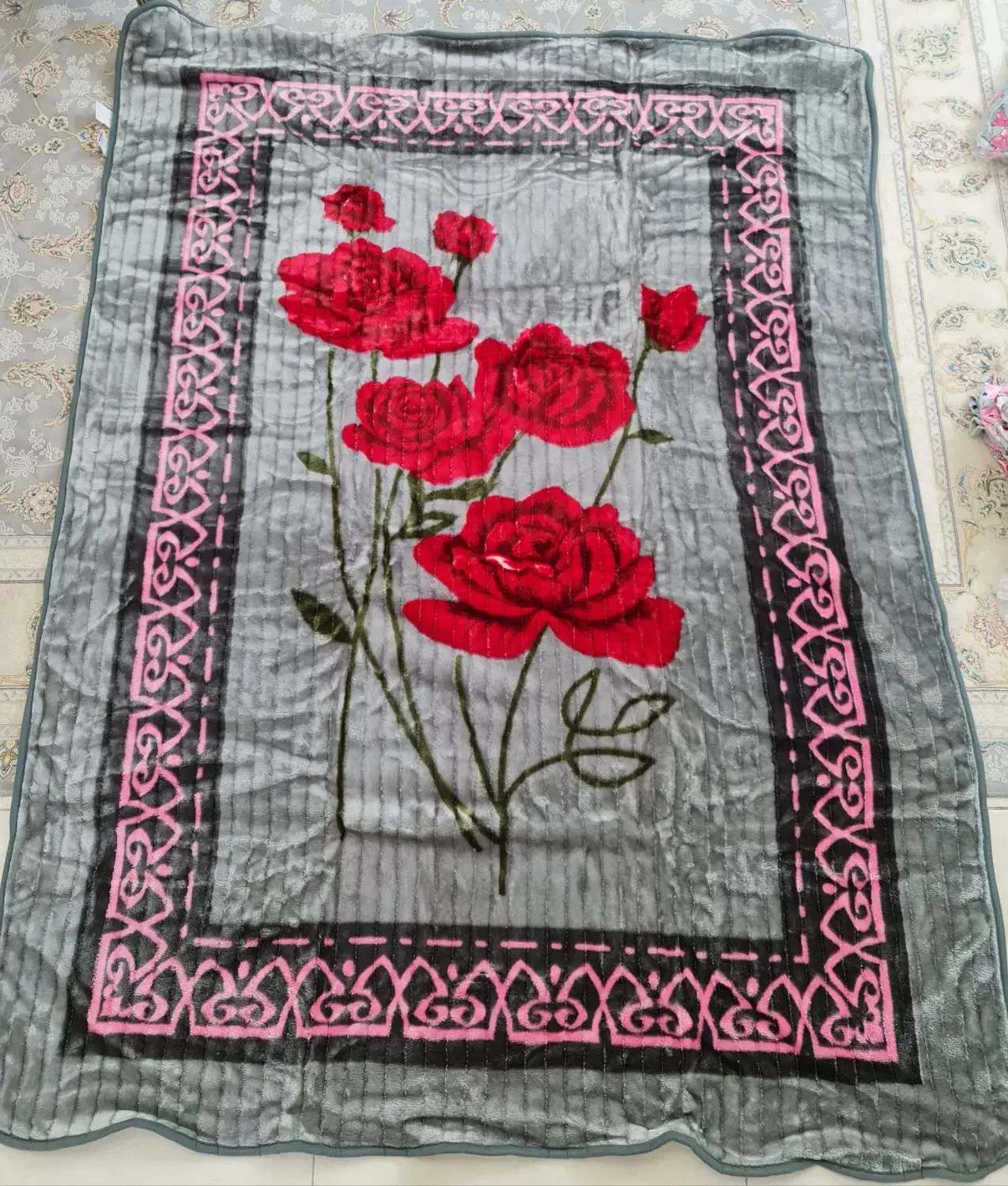 پتو یک نفره|رختخواب، بالش، پتو|کیش, |دیوار