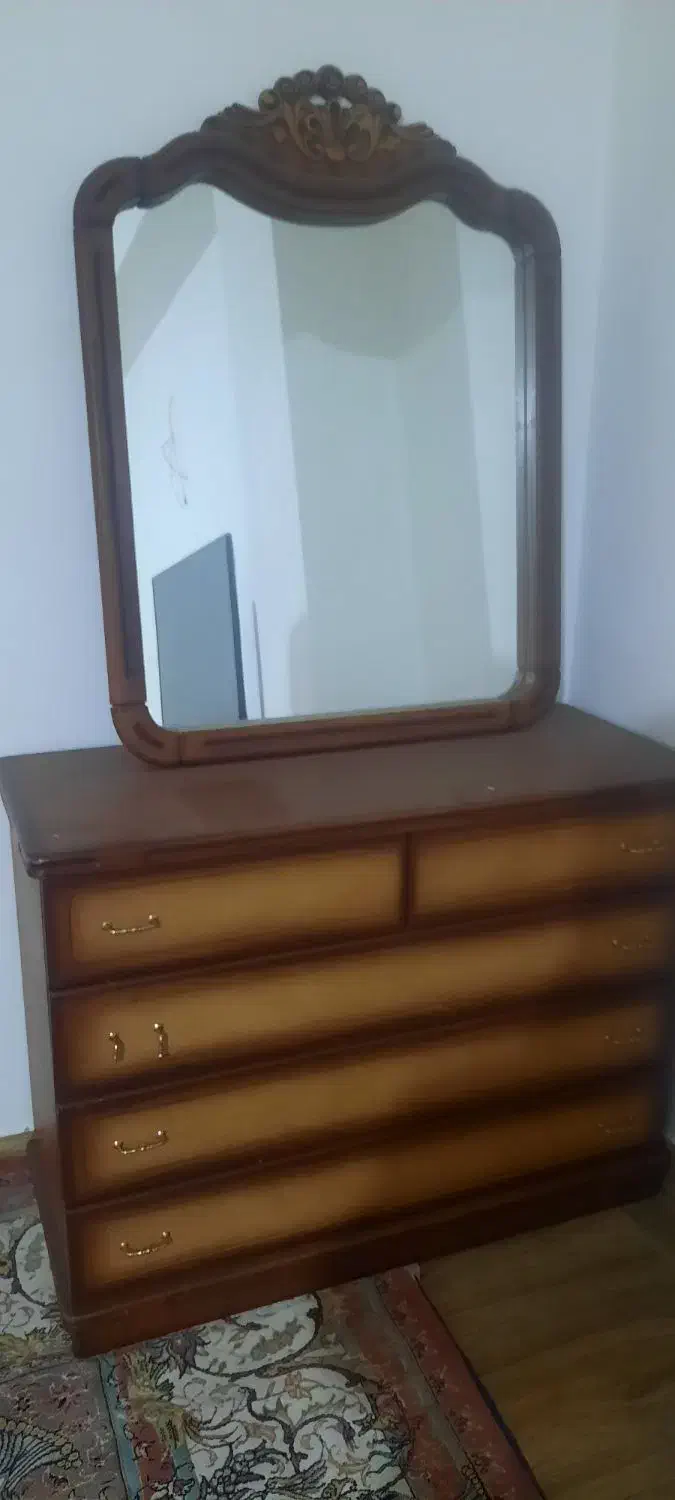 تخت خواب|تخت و سرویس خواب|باسمنج, |دیوار