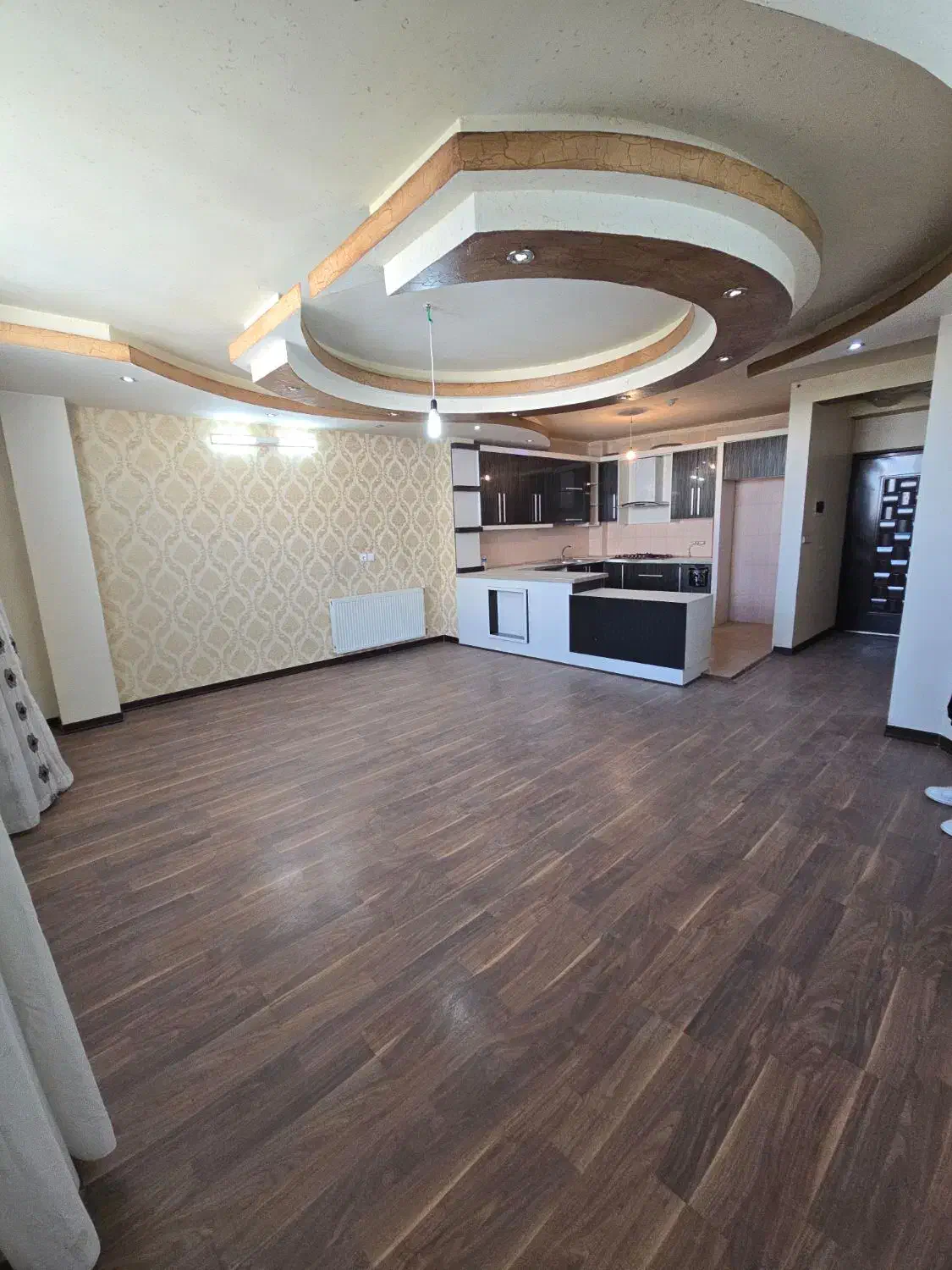 فردوسی دونبش نورگیر ۸ واحدی|فروش آپارتمان|شاهین‌شهر, فردوسی|دیوار