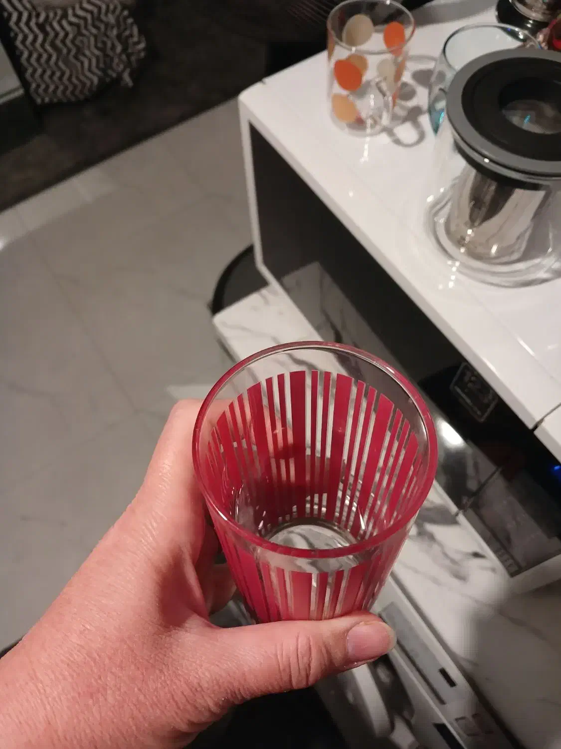 بانکه اورانوس گل میوه لیوان قرمز لومینارک فرانسه|ظروف نگهدارنده، پلاستیکی، یکبارمصرف|تهران, منیریه|دیوار