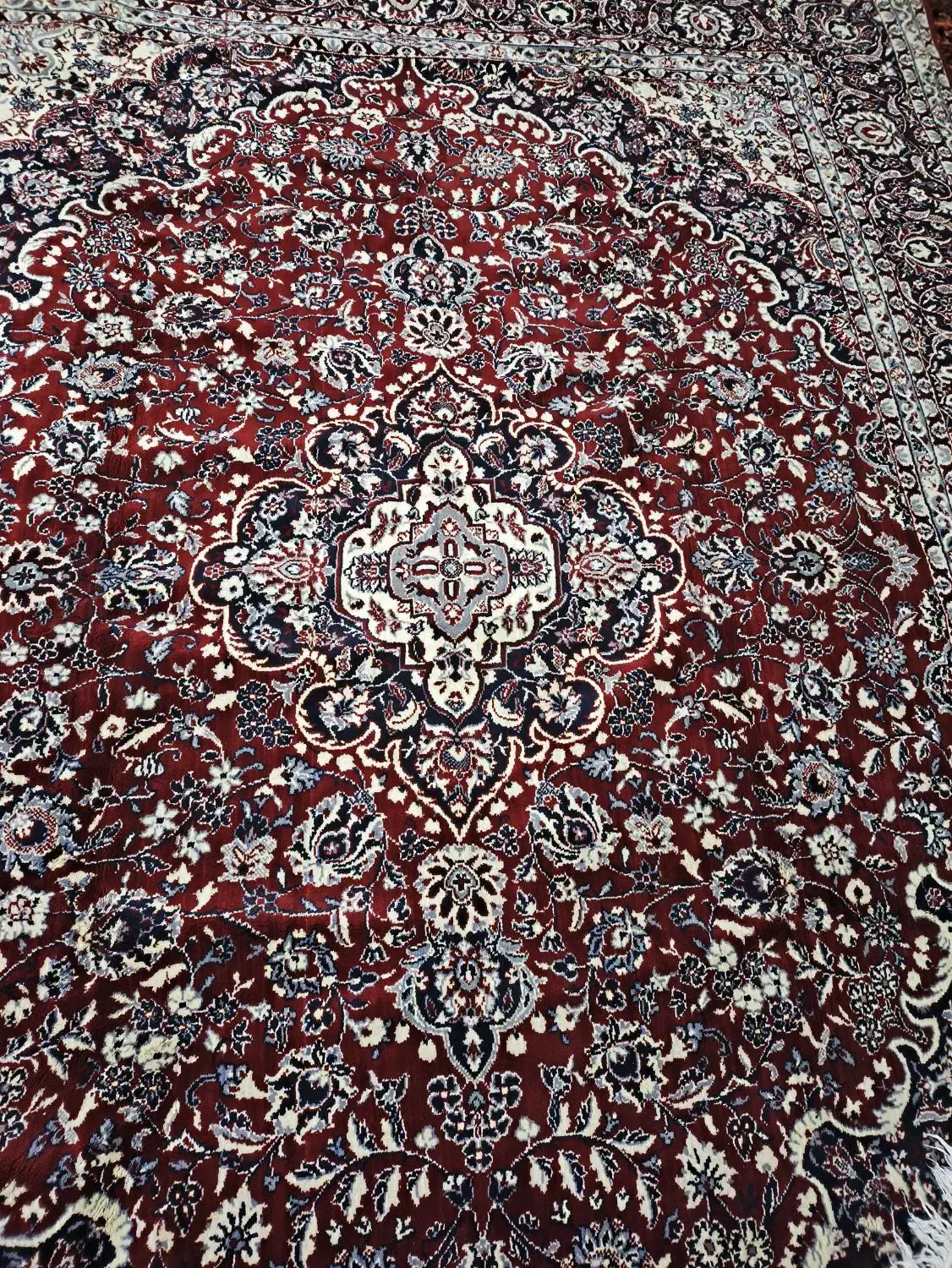 فرش۱۲متری کارکرده سالم|فرش|تبریز, |دیوار