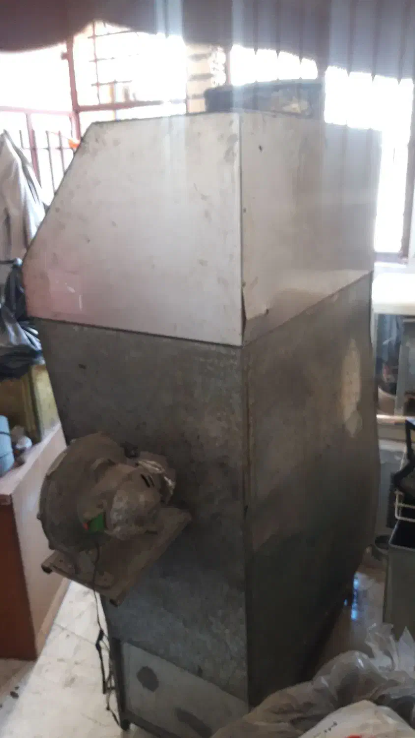 منقل ذغالی با دمنده|اجاق گاز و لوازم برقی پختوپز|بروجرد, |دیوار