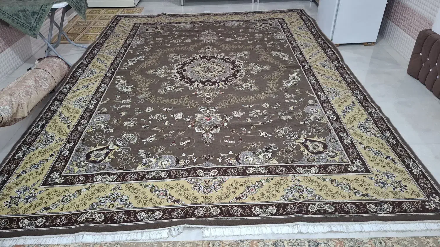 فرش ۱۲ متری ۷۰۰ شانه|فرش|بابلسر, |دیوار