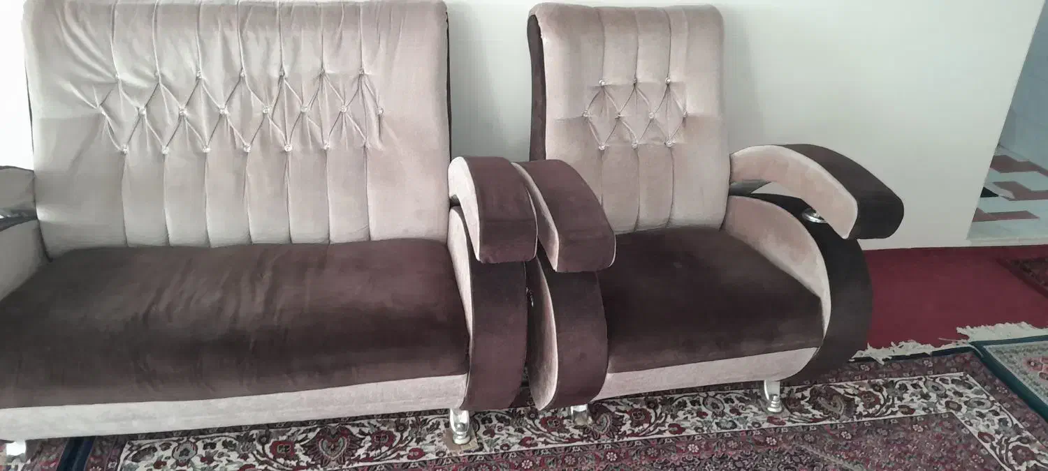 مبل ۷ نفره|مبلمان خانگی و میز عسلی|زنجانرود, |دیوار