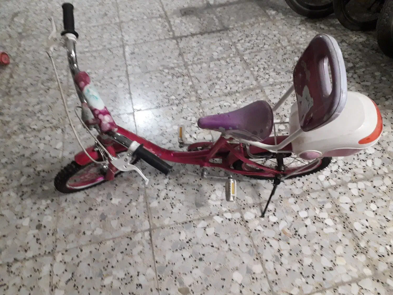 دوچرخه دخترانه سایز ۱۶ سالم در حد نو|دوچرخه، اسکیت، اسکوتر|خمینیشهر, |دیوار