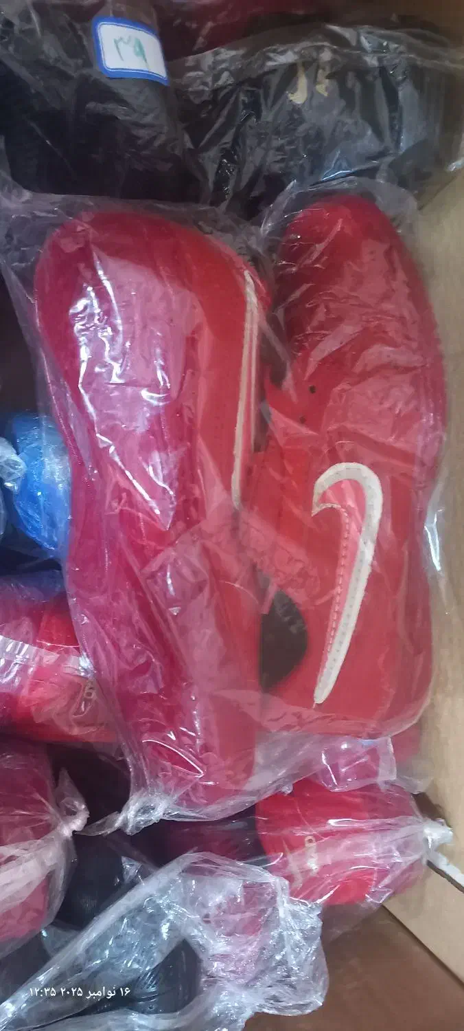 کفش ورزشی|کیف، کفش، کمربند|بوشهر, |دیوار