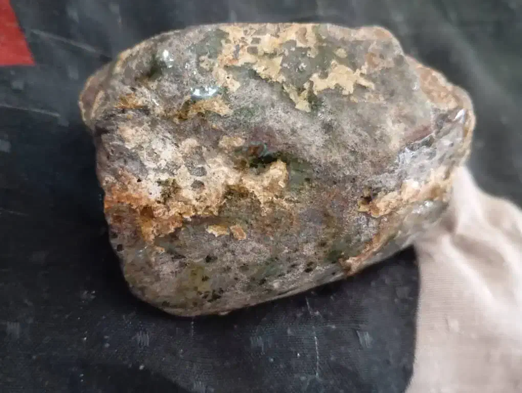 شهاب سنگ|جواهرات|مینودشت, |دیوار