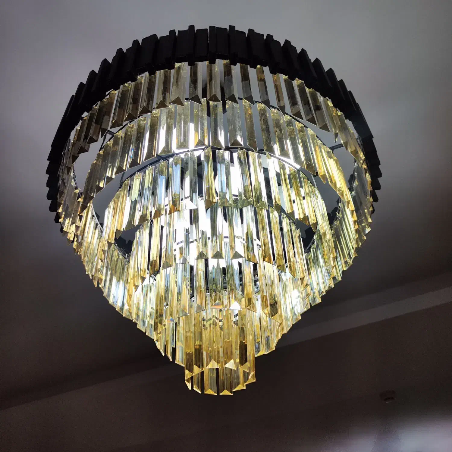 لوستر اسپانیایی|لوستر و چراغ آویز|فردیس, شهرک ۱۱۰|دیوار