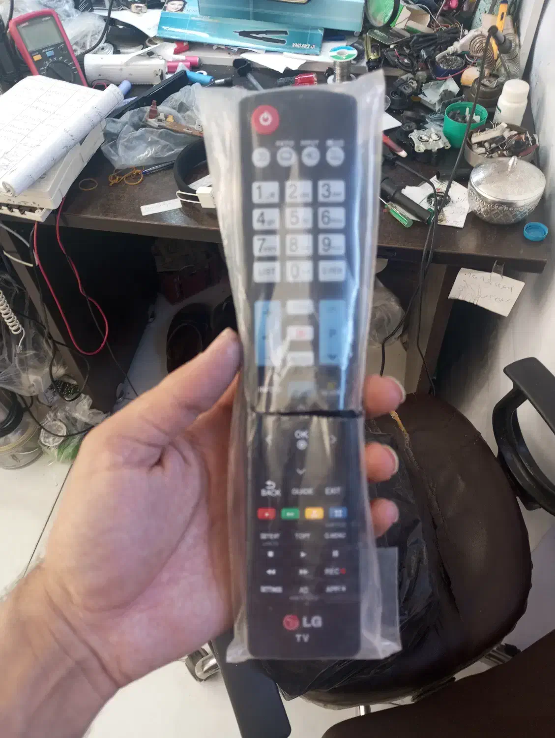 کنترل گیرنده و تلویزیون|تلویزیون و پروژکتور|فردیس, فردیس|دیوار