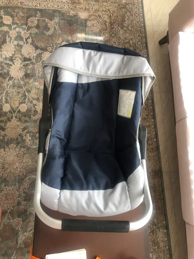 کریر|کالسکه و لوازم جانبی|اراک, |دیوار