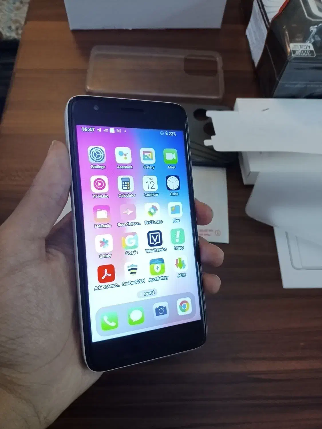 گوشی وکال v0 coreبا دوقاب،کاور،گلس،هندزفری و شارژر|موبایل|تهران, بهارستان|دیوار