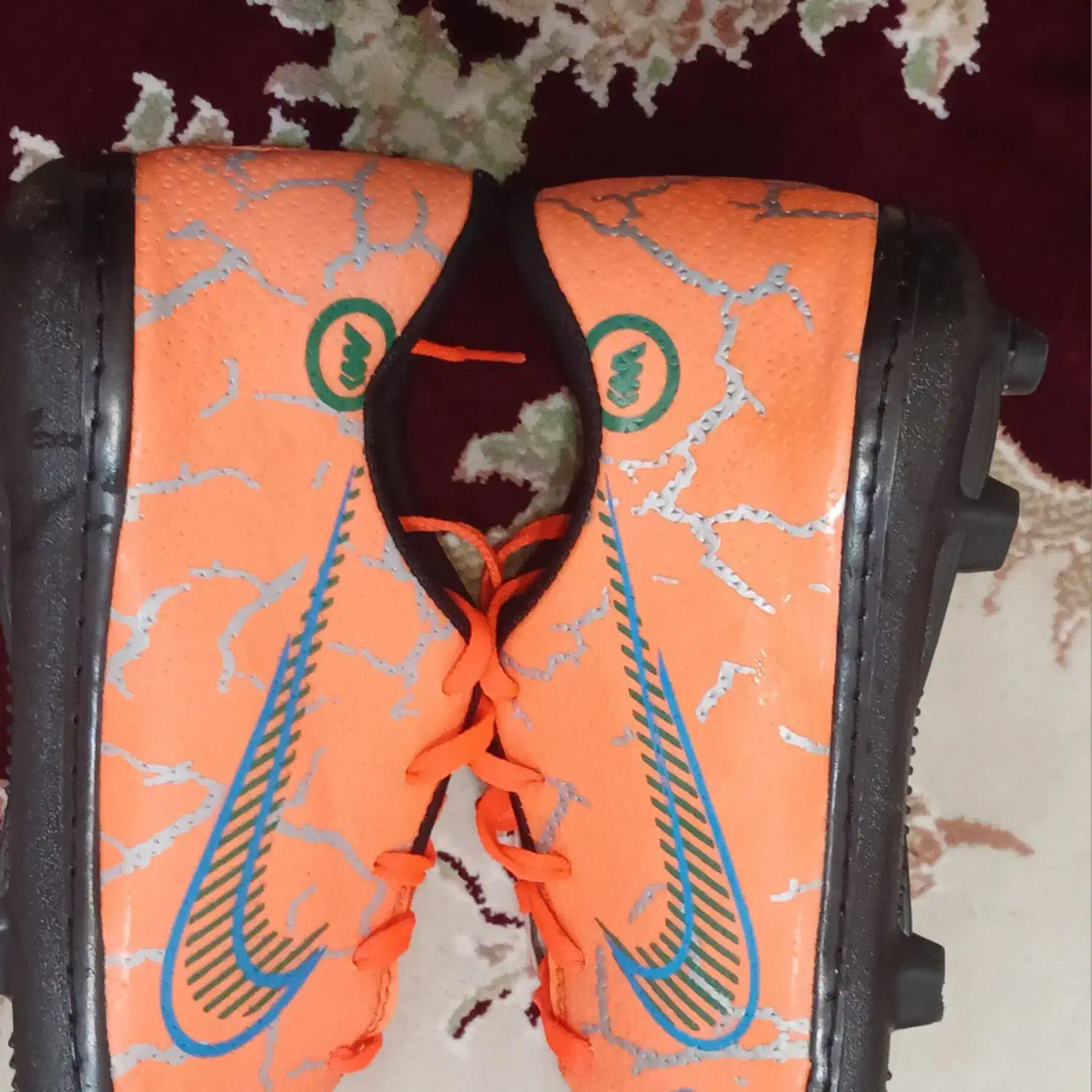 کفش ورزشی|کیف، کفش، کمربند|اندیمشک, |دیوار