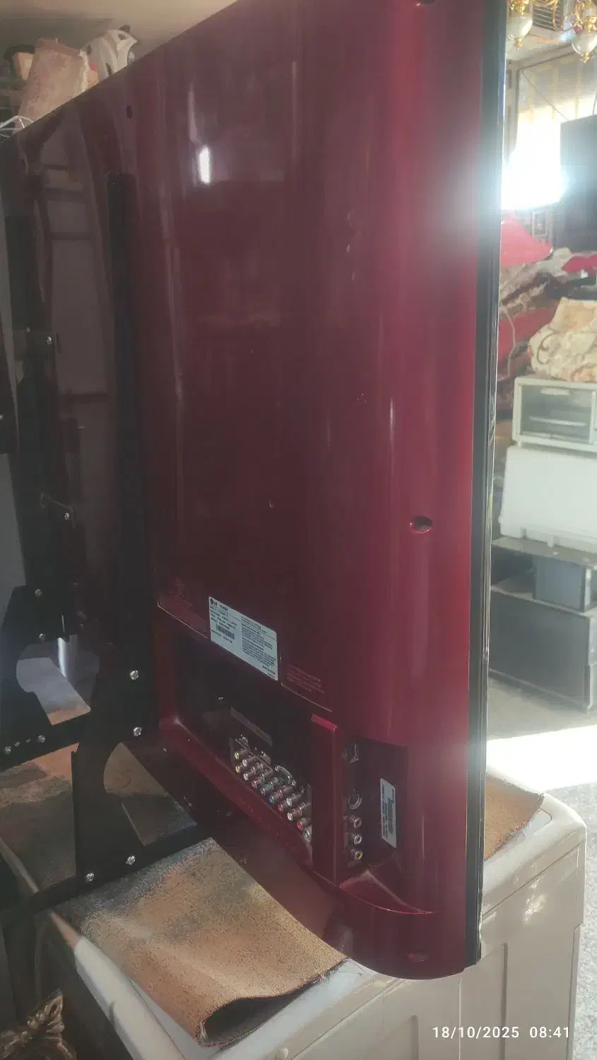 تلویزیون ال سی دی 37 اینچ و۲۱ الجی|تلویزیون و پروژکتور|همدان, |دیوار