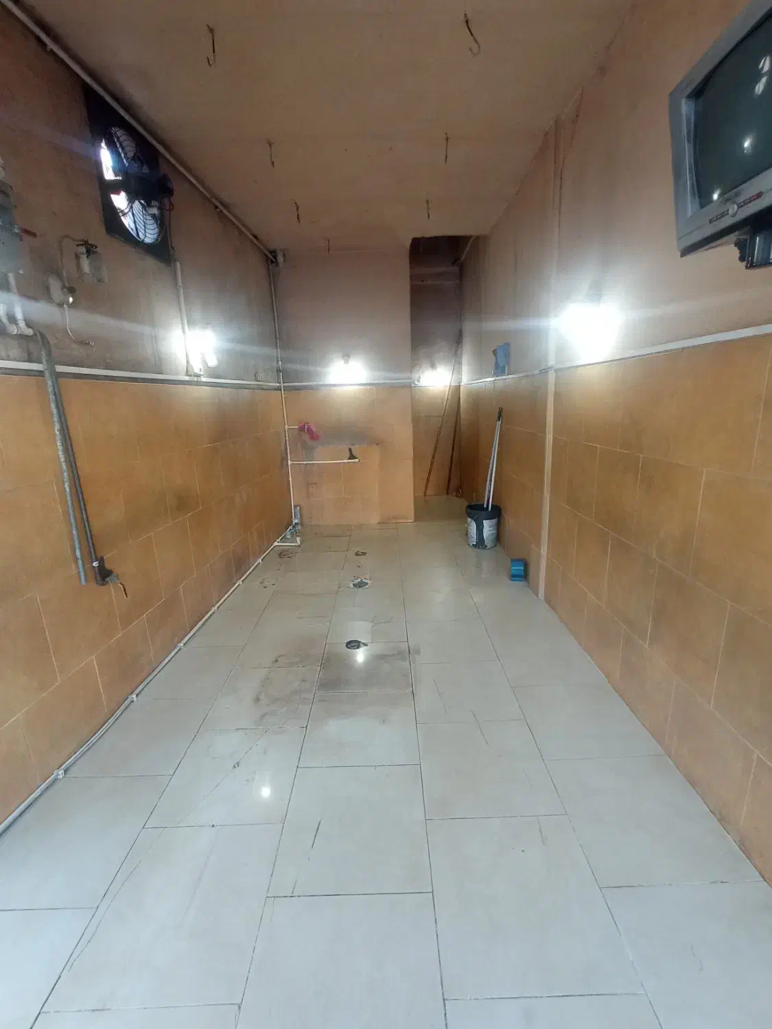 اجاره مغازه ۲۵ متری منظریه ولیعصر|اجارهٔ مغازه و غرفه|رشت, منظریه|دیوار