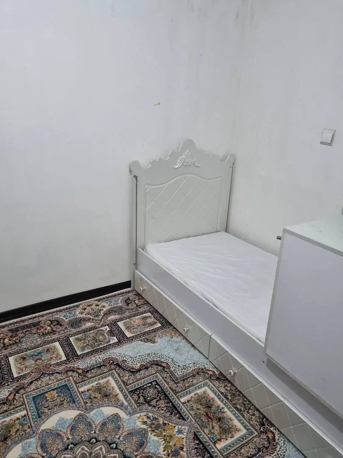 تخت نوجوانی و نوزادی|تخت و صندلی بچه|قشم, |دیوار