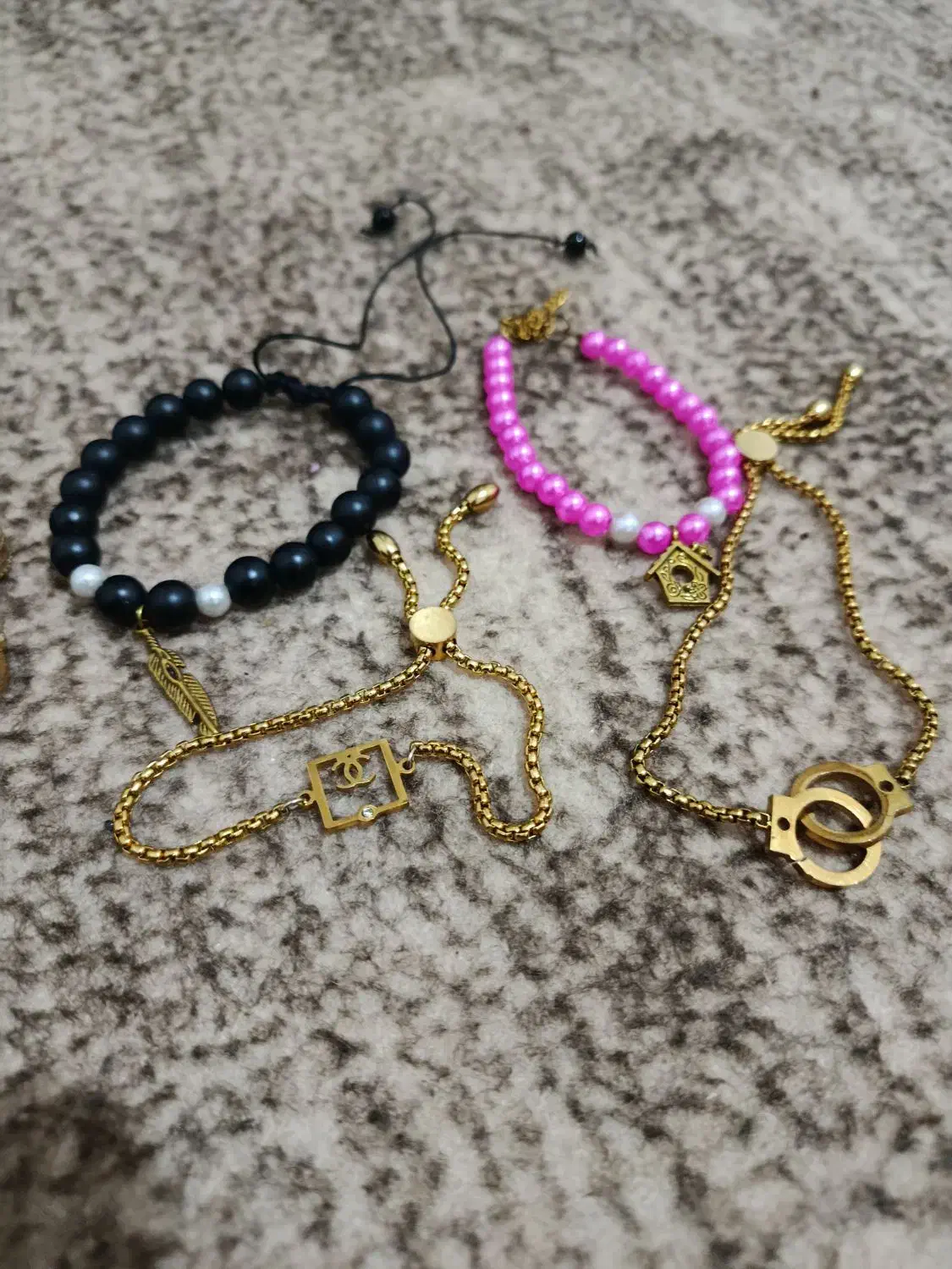 انگشتر و دستبند رنگ ثابت|بدلیجات|تربت جام, شهرک آزادگان|دیوار