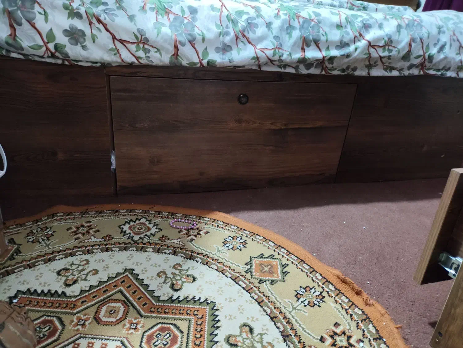 تخت خواب|تخت و سرویس خواب|قم, ولیعصر|دیوار