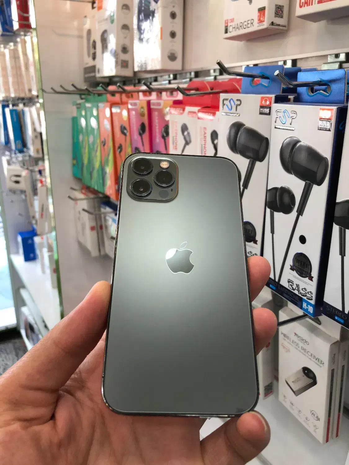 ایفون 12pro 256 zaa|موبایل|کرج, برغان|دیوار