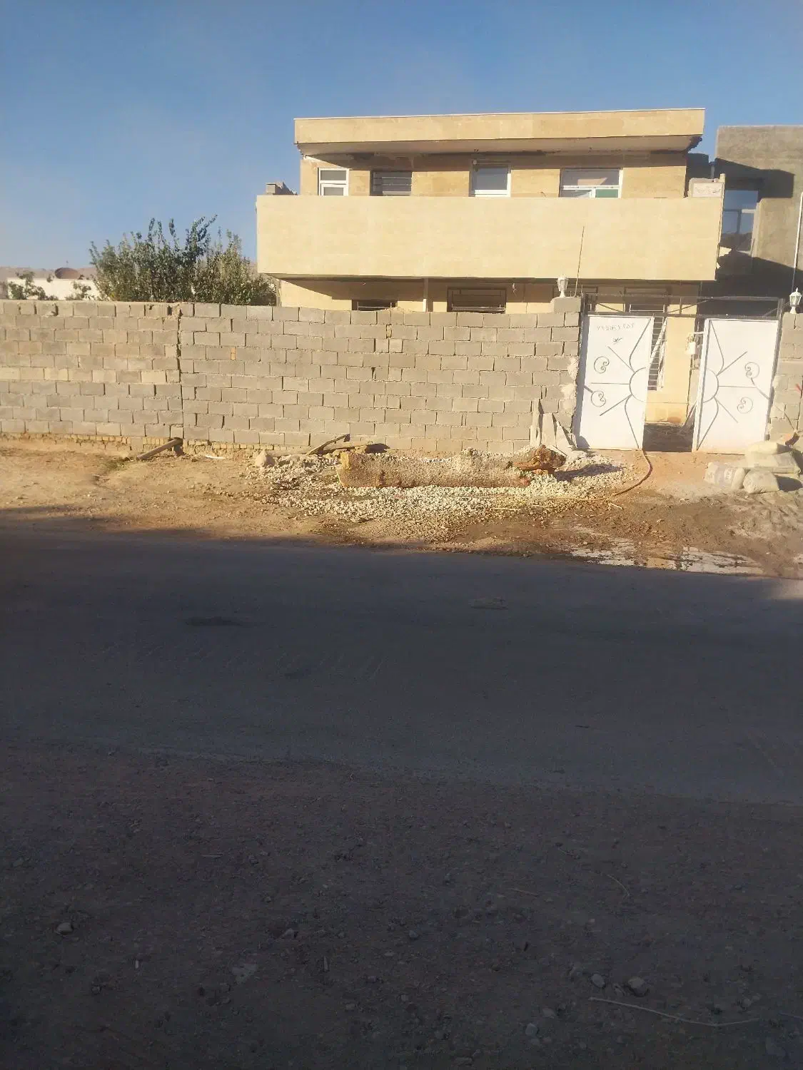 ساختمان آماده در سیروان روستای چگنی|فروش زمین و ملک کلنگی|سیروان, |دیوار