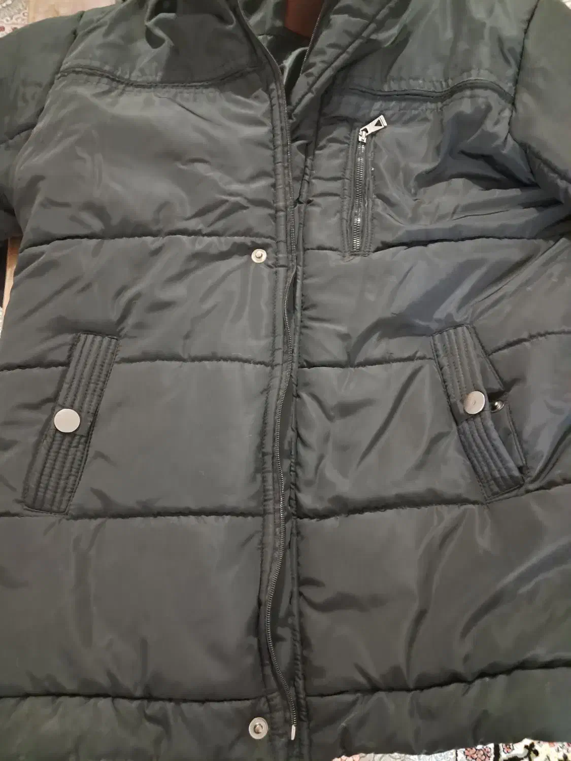 یک عدد کاپشن وبارونی|لباس|زنجان, |دیوار