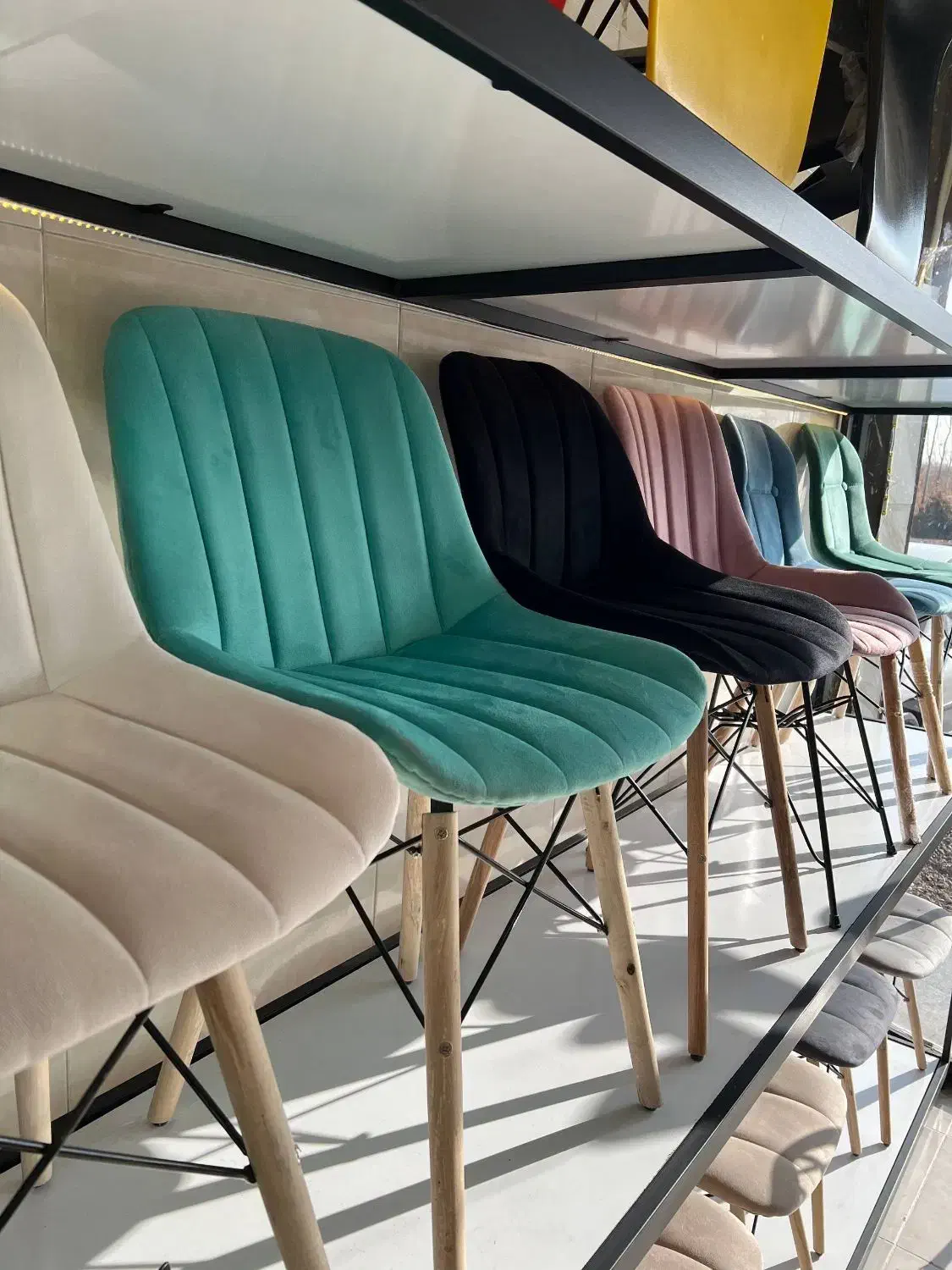 فروش انواع صندلی پارچه ای و فایبر|صندلی و نیمکت|ارومیه, |دیوار