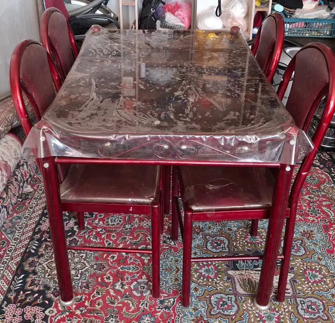 فروش میز غذا خوری ویترین مغازه|مبلمان خانگی و میز عسلی|لنجان, |دیوار