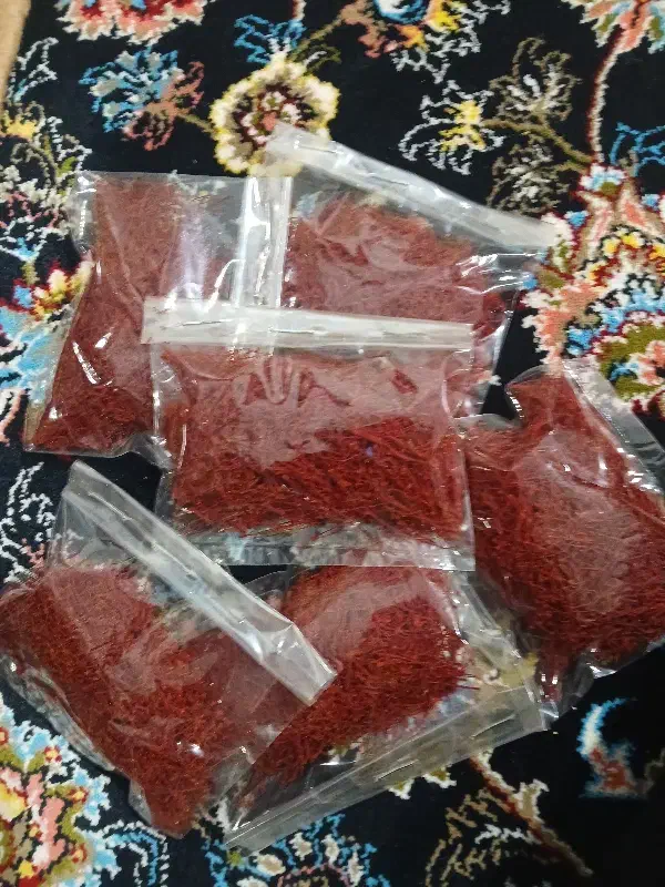 زعفران اصل اصل به شرط|خوردنی و آشامیدنی|کوهدشت, |دیوار