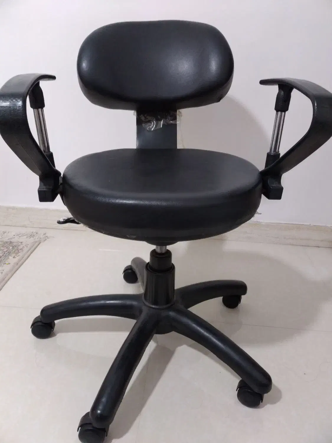 صندلی چرخدار|مبلمان اداری|تالش, هشتپر|دیوار