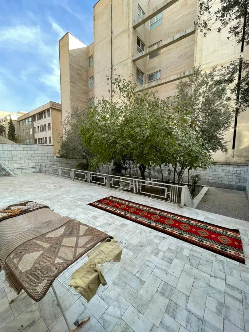 ۱۸۰متر ۳خ با ۱۸۰متر حیاط ویلایی فلکه اول صادقیه|اجارهٔ خانه و ویلا|تهران, صادقیه|دیوار