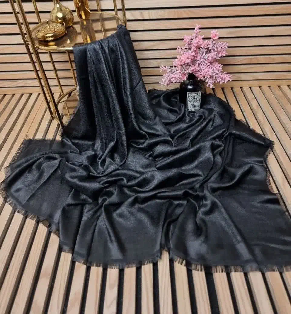 لباس های مختلف تاف|لباس|نمشیر, |دیوار