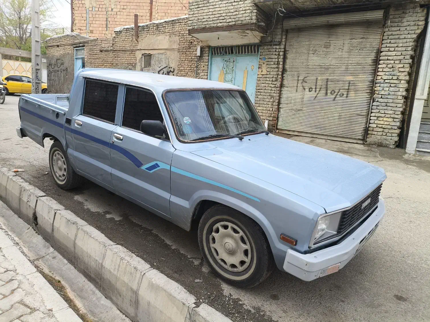 مزدا دوکابین ۲۰۰۰|خودرو سواری و وانت|مرند, |دیوار