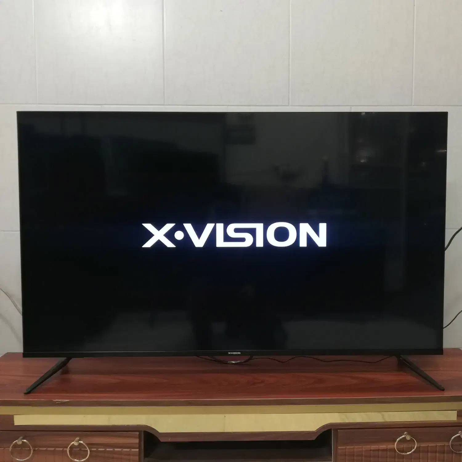 تلویزیون 50 ایکس ویژن هوشمند و فورکی استوک|تلویزیون و پروژکتور|یزد, |دیوار
