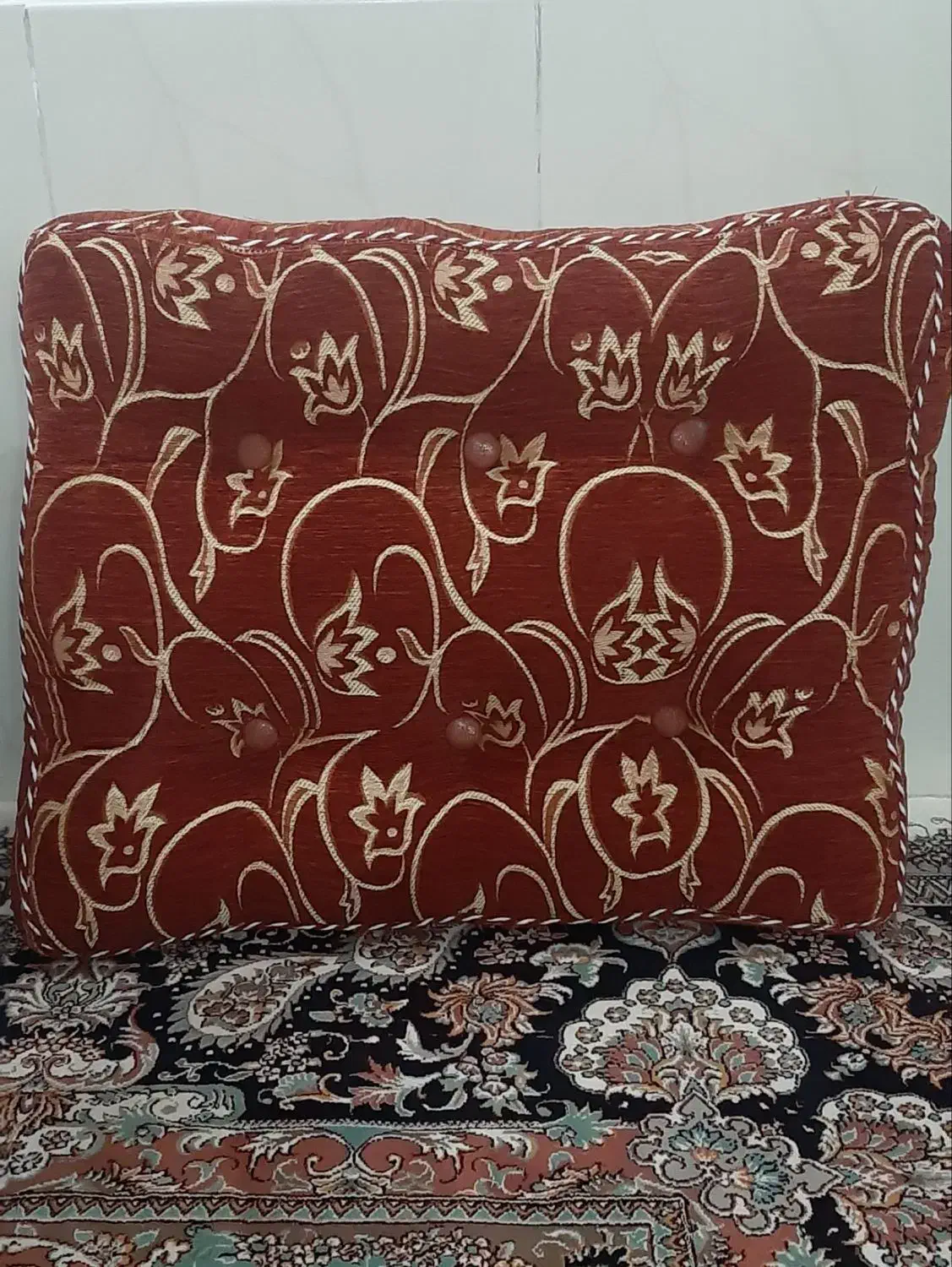 پشتی|پشتی|جهرم, |دیوار