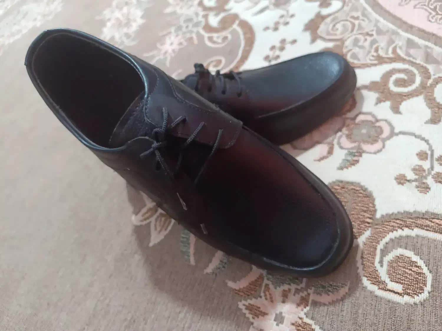 کفش نو طرح چرمی بدون استفاده|کیف، کفش، کمربند|قم, مسجد امام حسن|دیوار