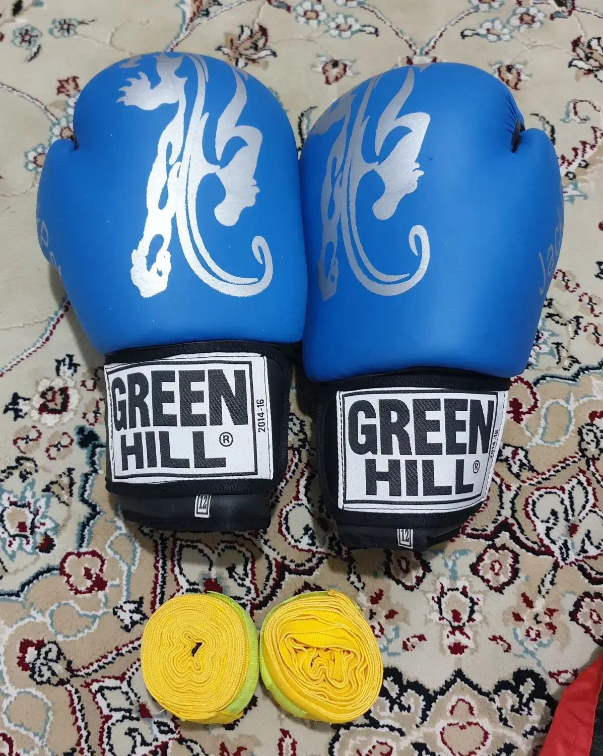 دستکش ولباس بوکس|تجهیزات ورزشی|پاکدشت, خاتون آباد|دیوار