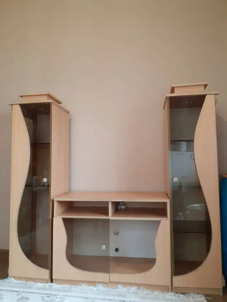 دو عدد میز tv یکی شیشه ای یکی mdfمدل پرستویی|میز تلویزیون|رشت, پل تالشان|دیوار