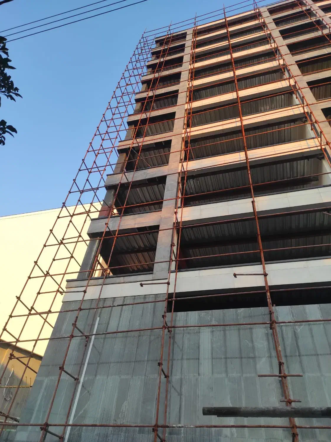 خدمات داربست فلزی|خدمات پیشه و مهارت|نور, |دیوار