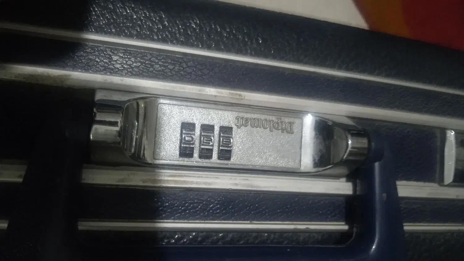 فروش سامسونیت دیپلمات|کیف، کفش، کمربند|شیراز, وصال|دیوار