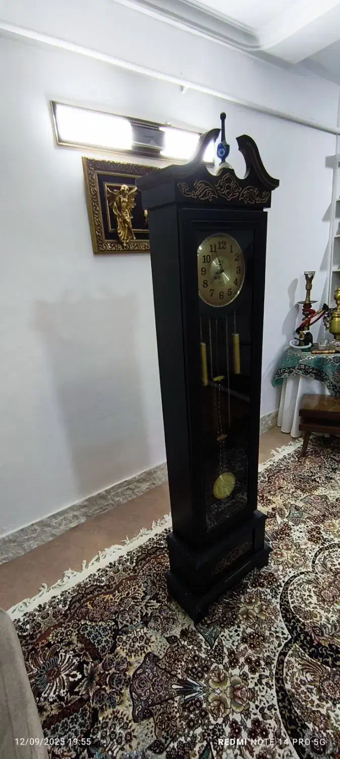 ساعت کاملا سالمه .|مبلمان خانگی و میز عسلی|بابل, |دیوار