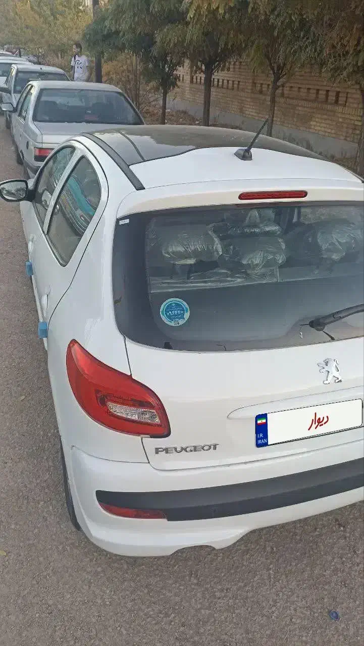 207پانا صفر واقعی|خودرو سواری و وانت|همدان, |دیوار