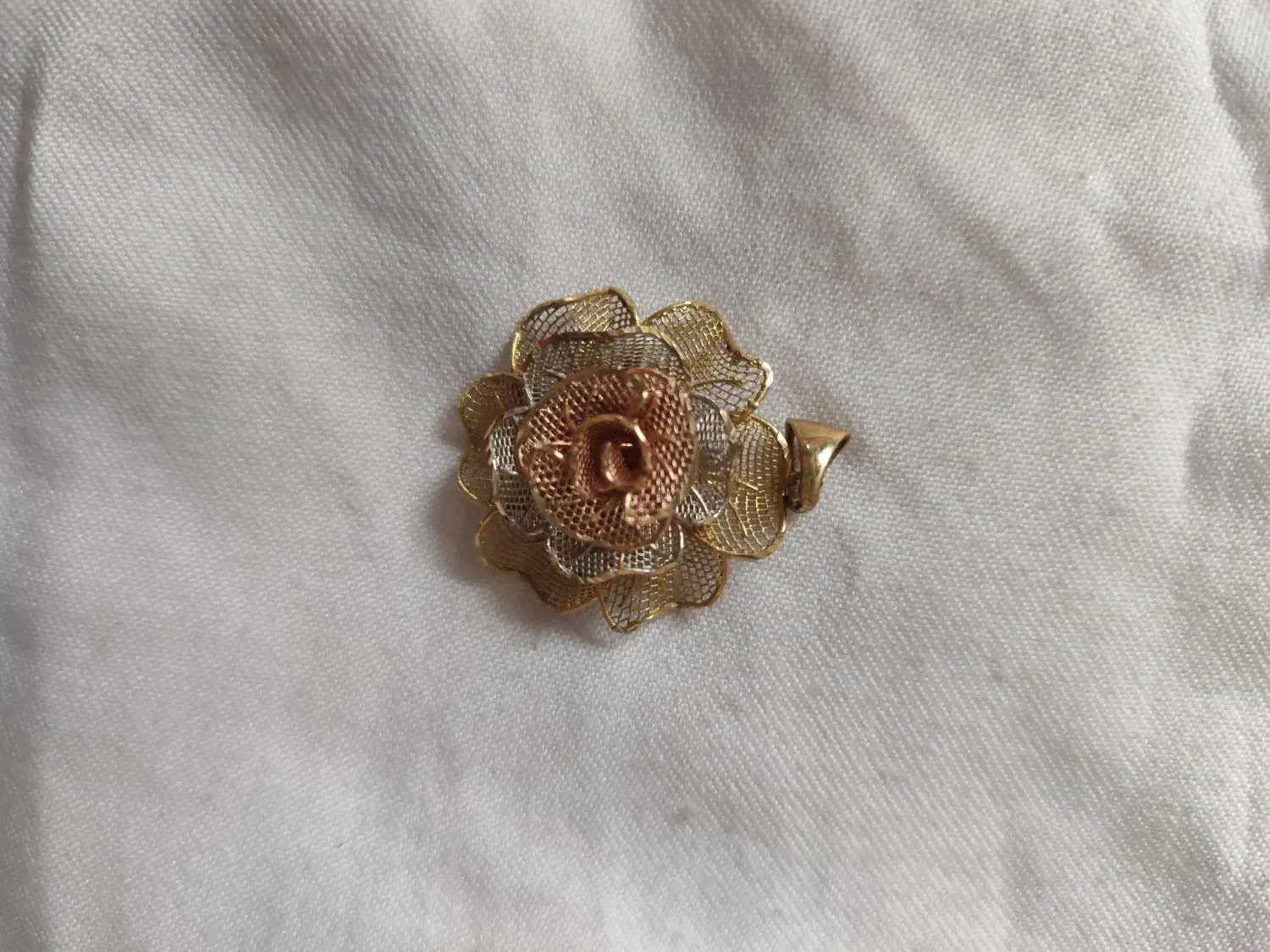 نیم ست طلا طرح رزگل|جواهرات|تبریز, |دیوار