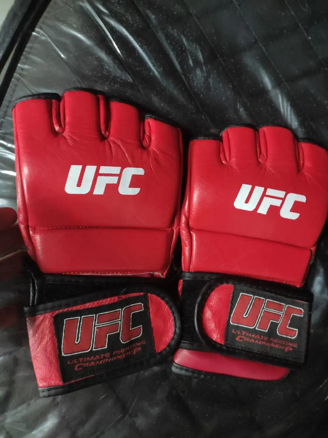 کیسه بوکس و دستکش|تجهیزات ورزشی|زاهدان, |دیوار