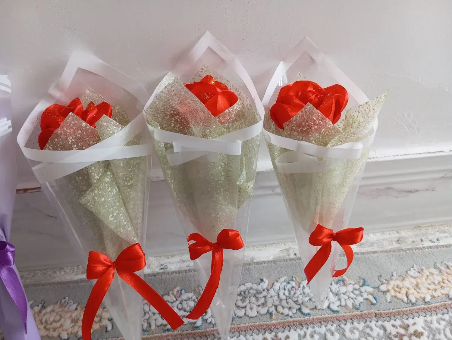 گل شاخه ای|گل مصنوعی|بروجرد, |دیوار