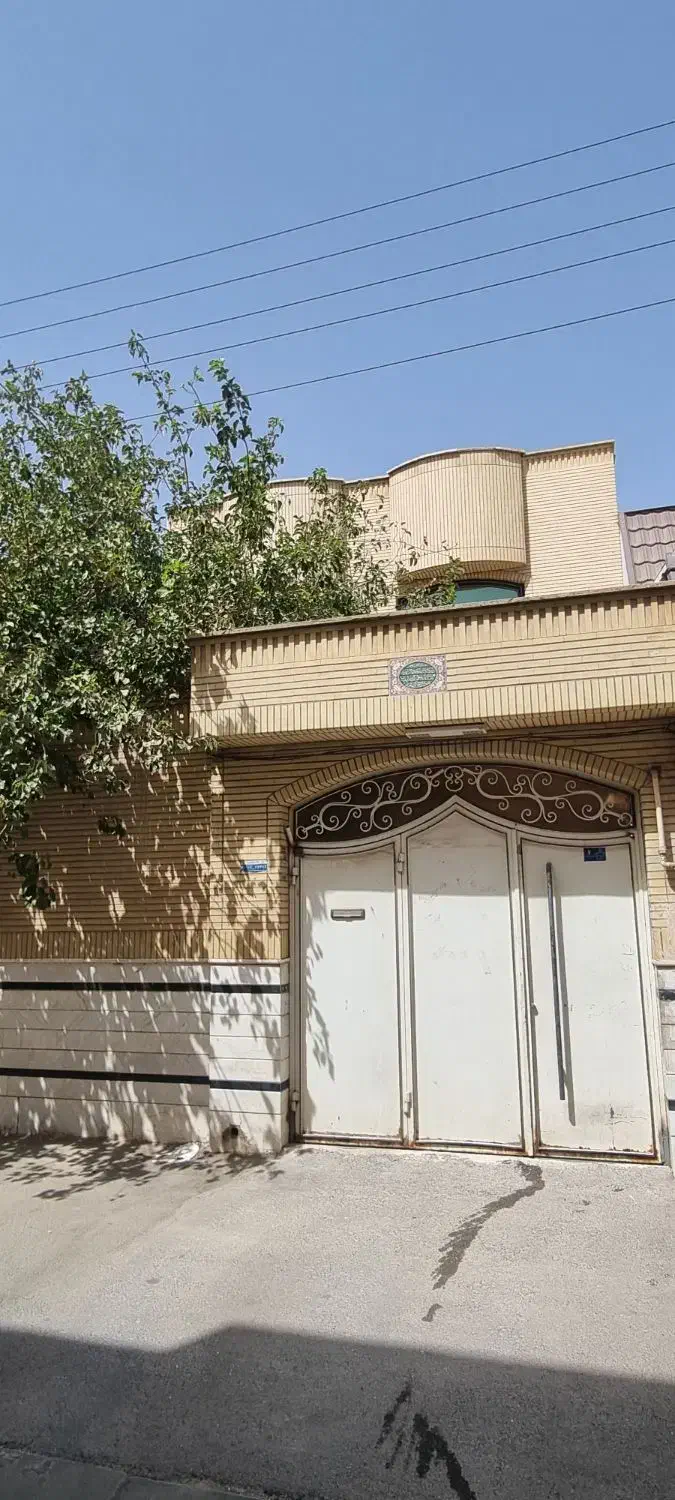 ویلایی دربست دو طبقه جمهوری ۷۰|اجارهٔ خانه و ویلا|قم, یزدانشهر|دیوار