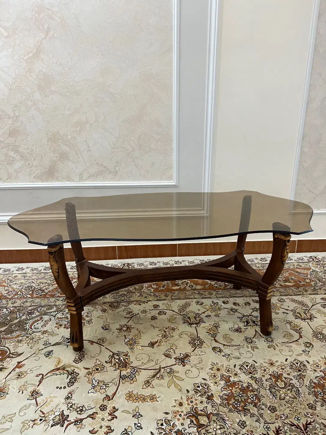 میز جلو مبلی سه تیکه|مبلمان خانگی و میز عسلی|مشهد, تربیت (صدف)|دیوار