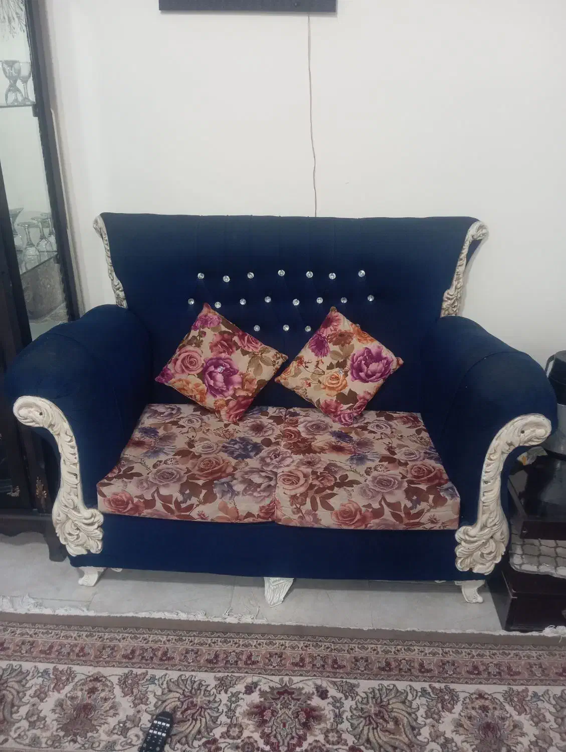 مبل هفت نفره با عسلی زیرقیمت|مبلمان خانگی و میز عسلی|قرچک, مجتمع مسکونی طبیعت|دیوار