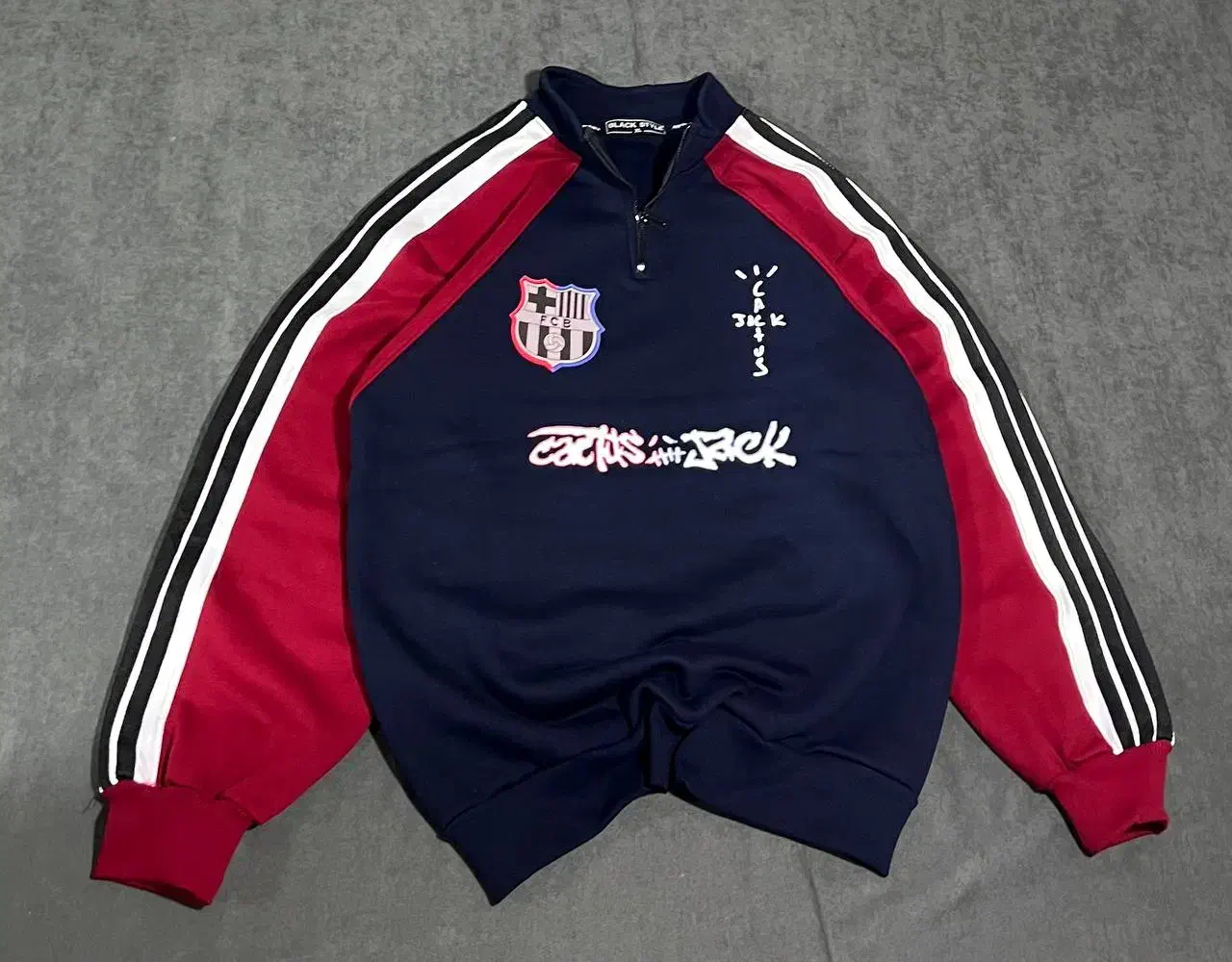 دورس سه نخ یکو پونصد پنجاه|لباس|اندیشه, اندیشه فاز ۴|دیوار