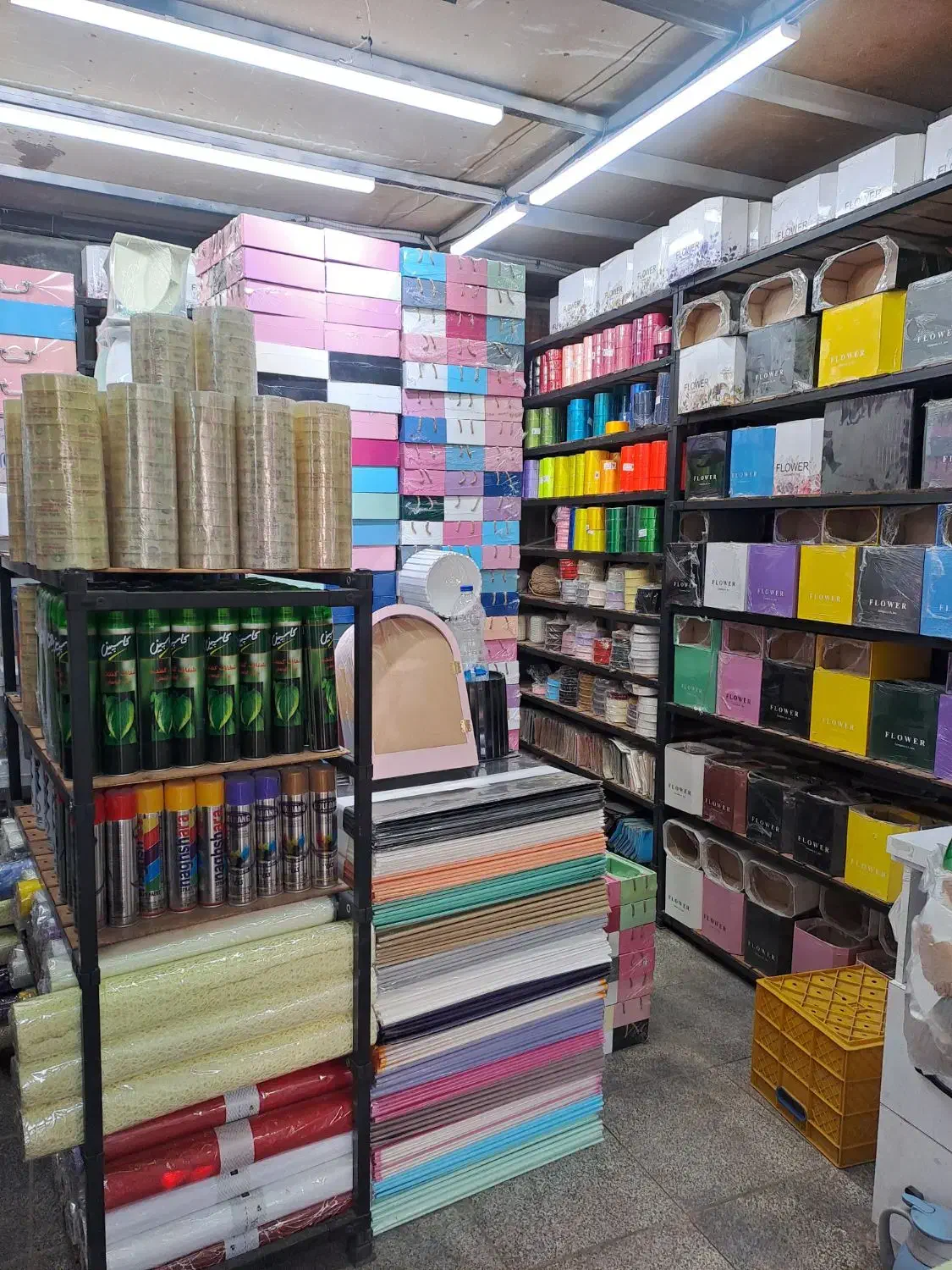 فروشنده خانم بازار گل امام رضا|استخدام بازاریابی و فروش|ری, بازار گل خاوران|دیوار