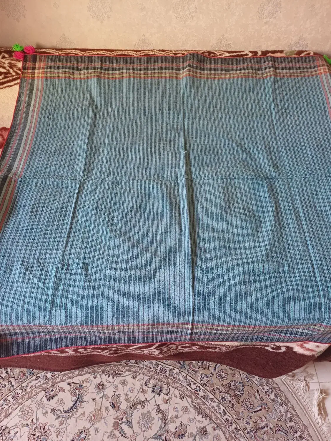 سفره نان|سفره، حوله، دستمال آشپزخانه|اصفهان, خانه اصفهان|دیوار